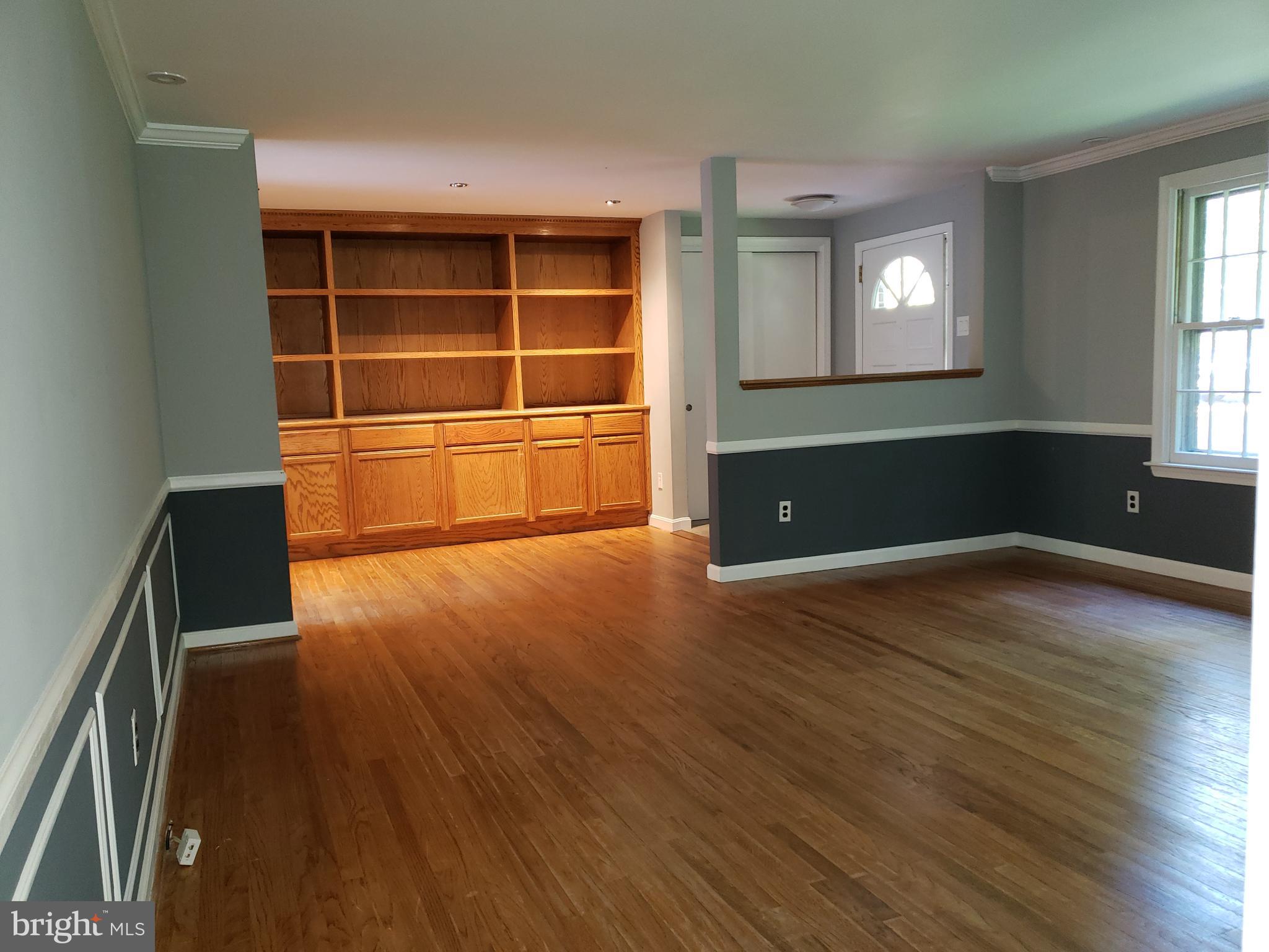 427 Chesterville Road Landenberg, PA 19350 - Photo 16 of 22 Living room