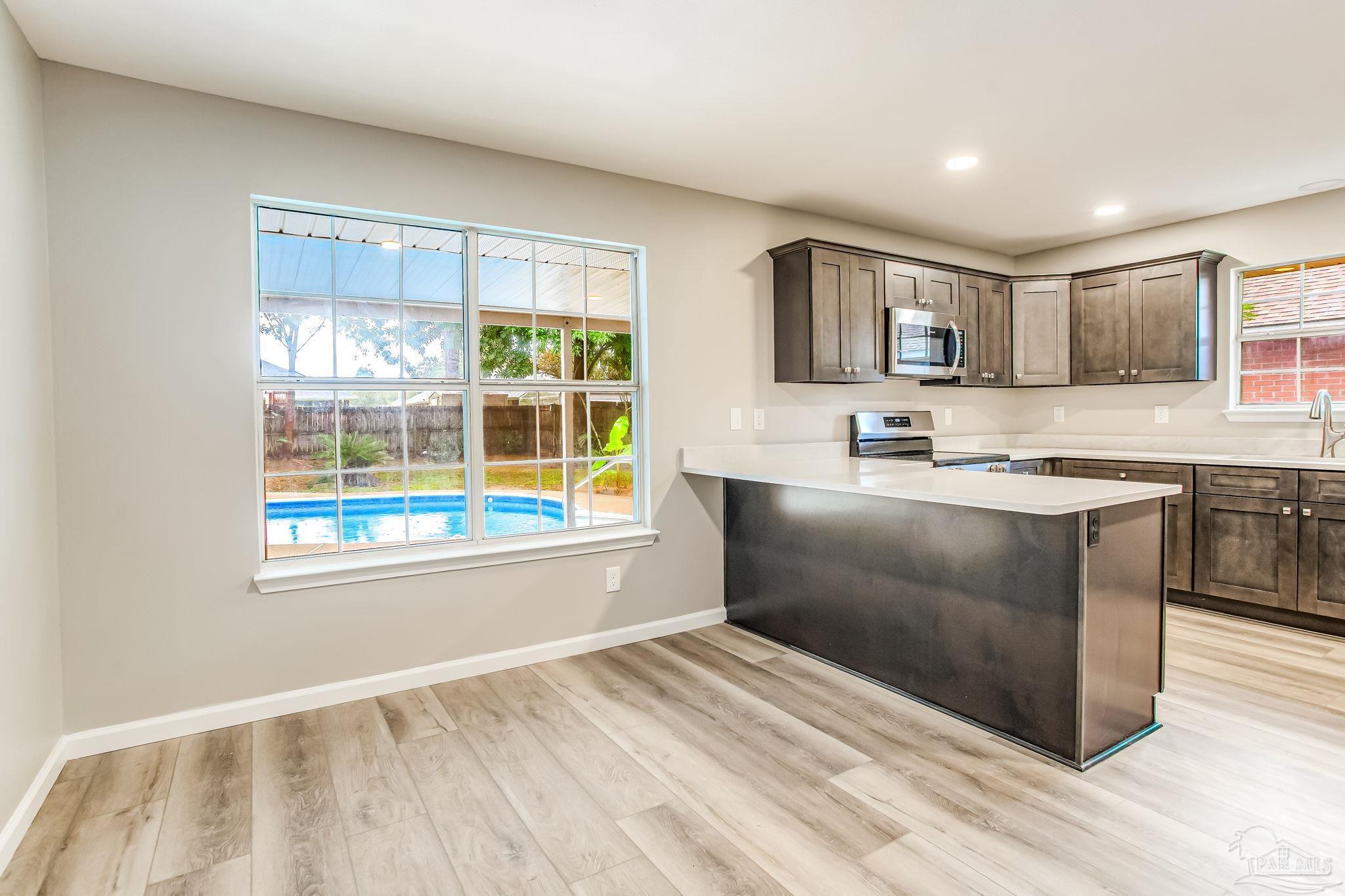 5553 Berrybrook Circle Pace, FL 32571 - Photo 7 of 28