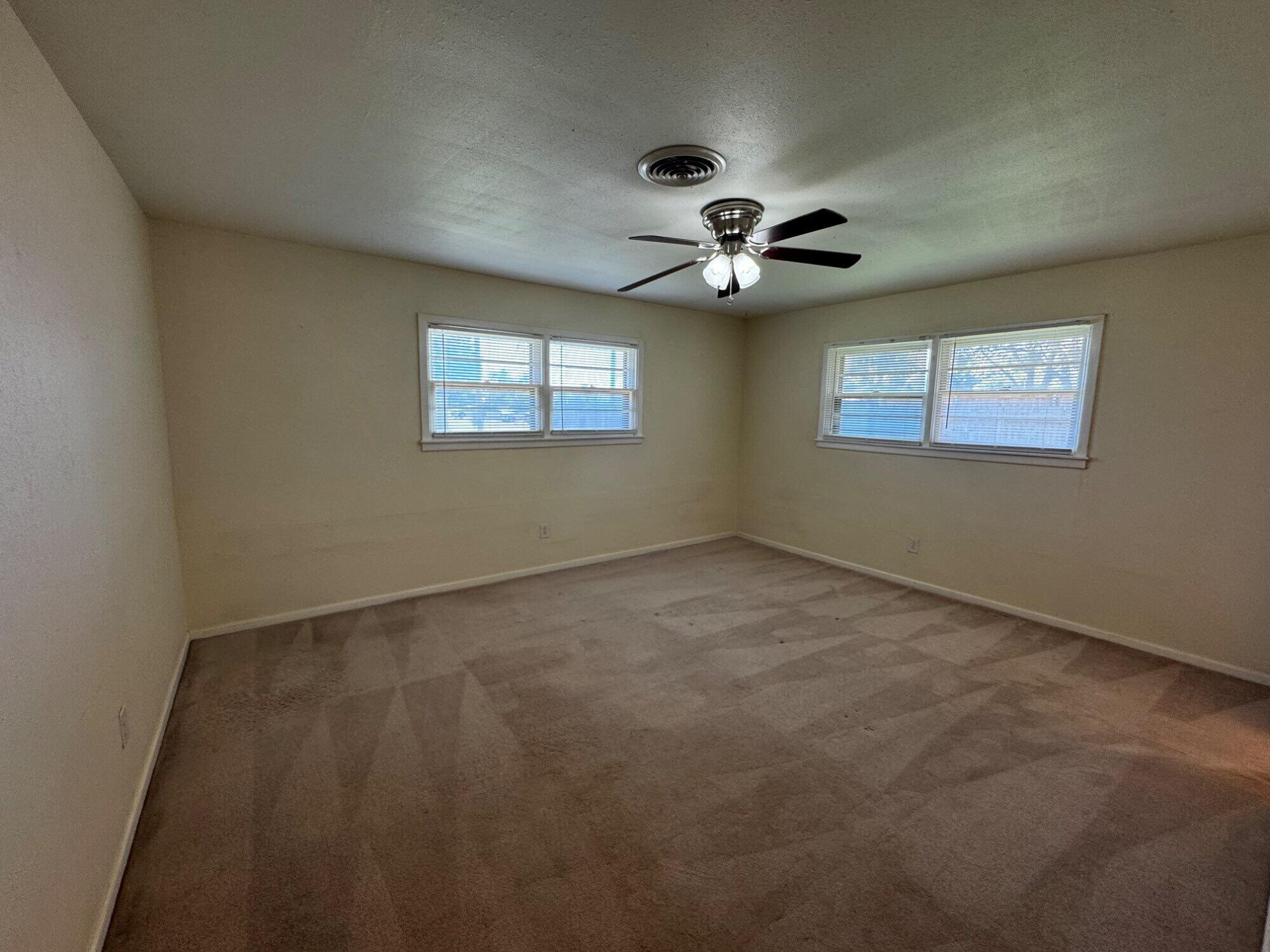 4901 18th Street Lubbock, TX 79416 - Photo 13 of 15 IMG_7819