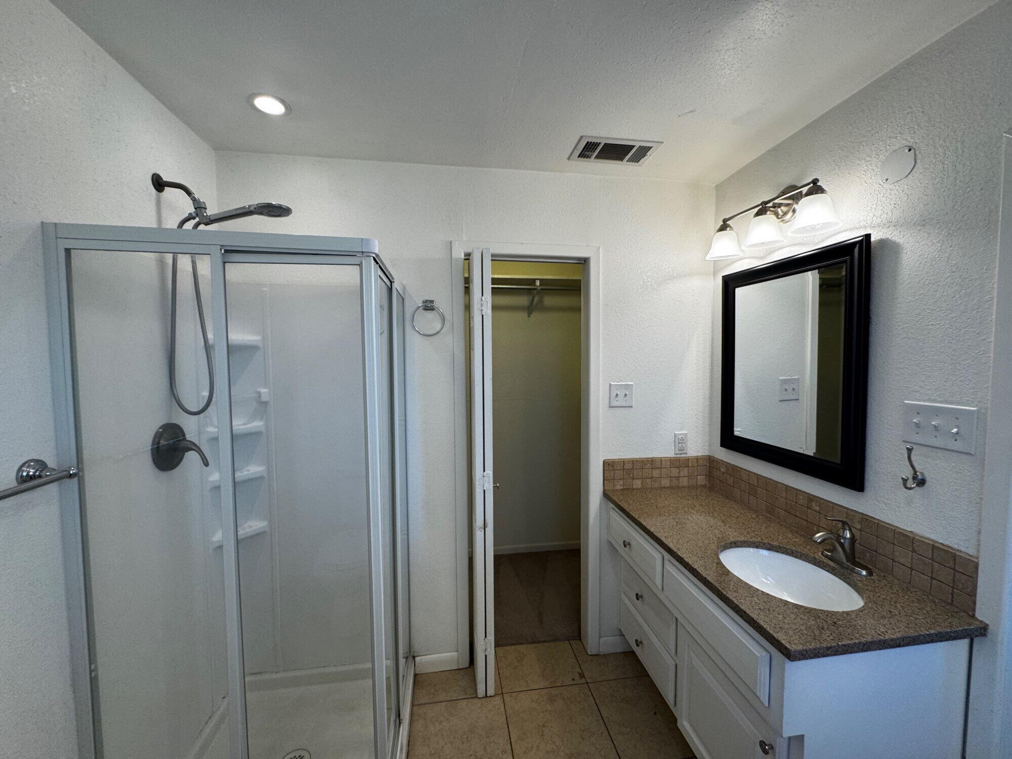 4901 18th Street Lubbock, TX 79416 - Photo 15 of 15 IMG_7821