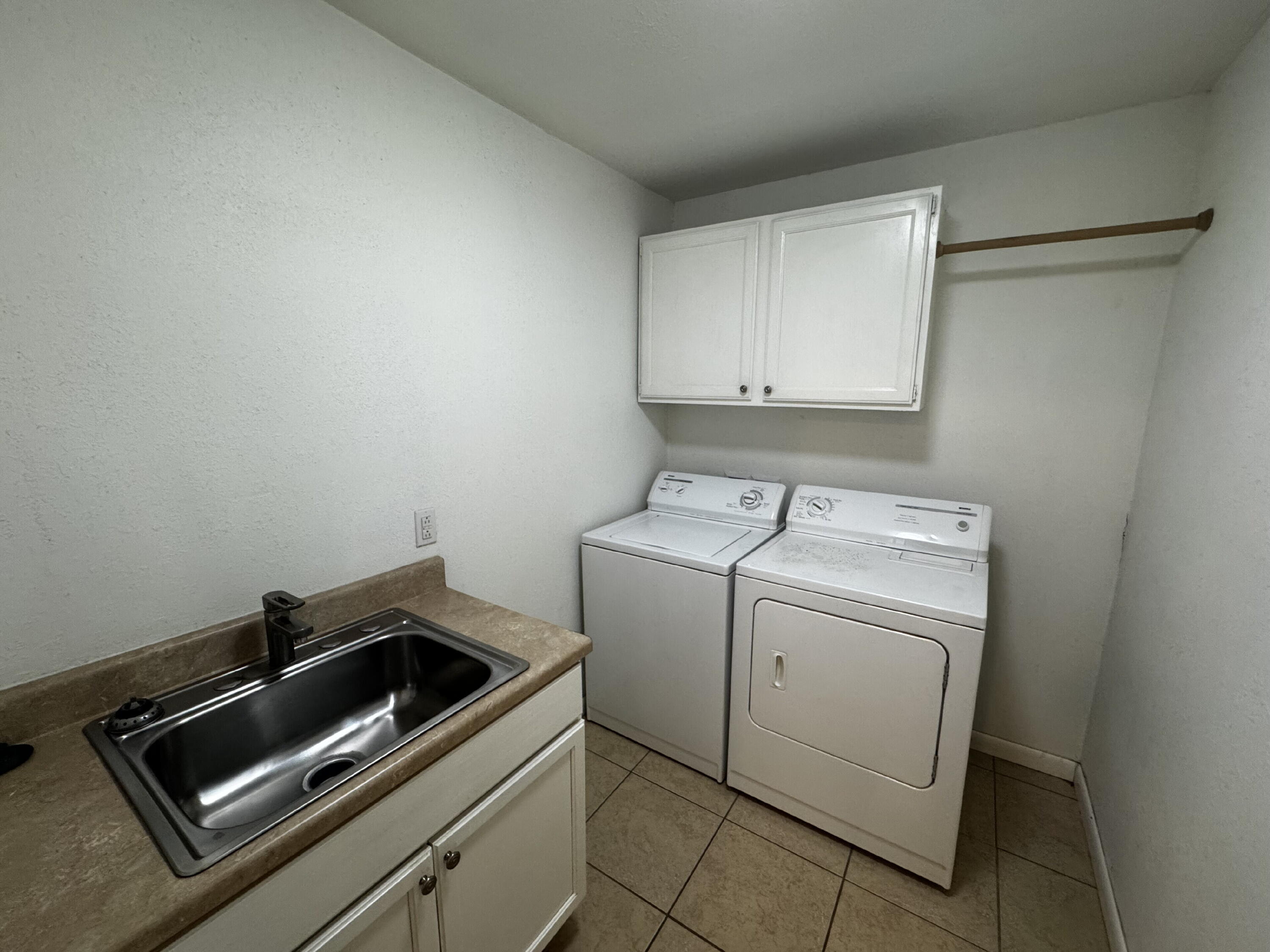 4901 18th Street Lubbock, TX 79416 - Photo 5 of 15 IMG_7811