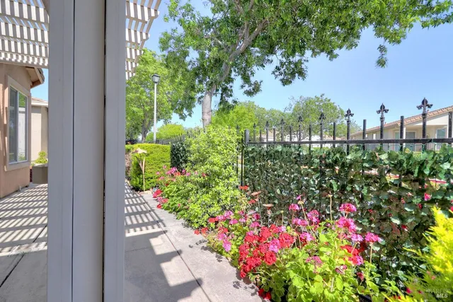 a view of a house with a big yard