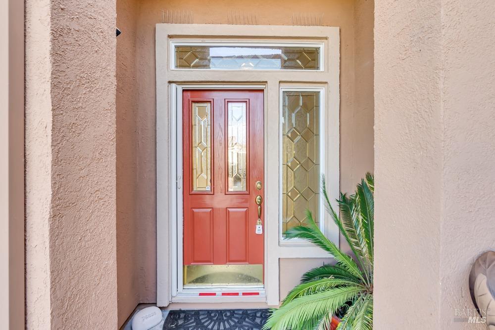 110 Foxwood Lane Rio Vista, CA 94571 - Photo 4 of 79 view of front door of house
