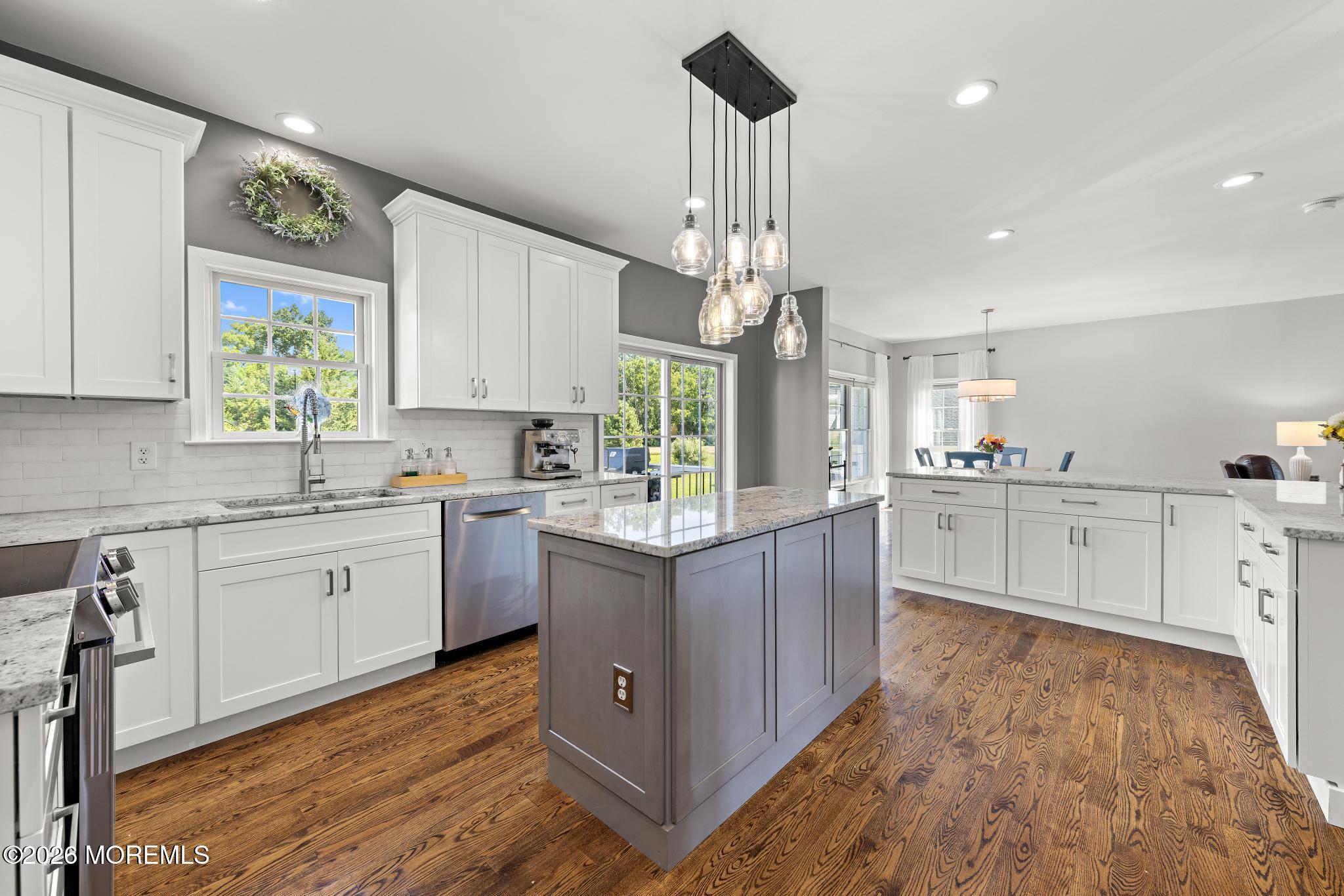 170 Burlington Path Road Cream Ridge, NJ 08514 - Photo 24 of 79 170 Burlington Path Rd (42)