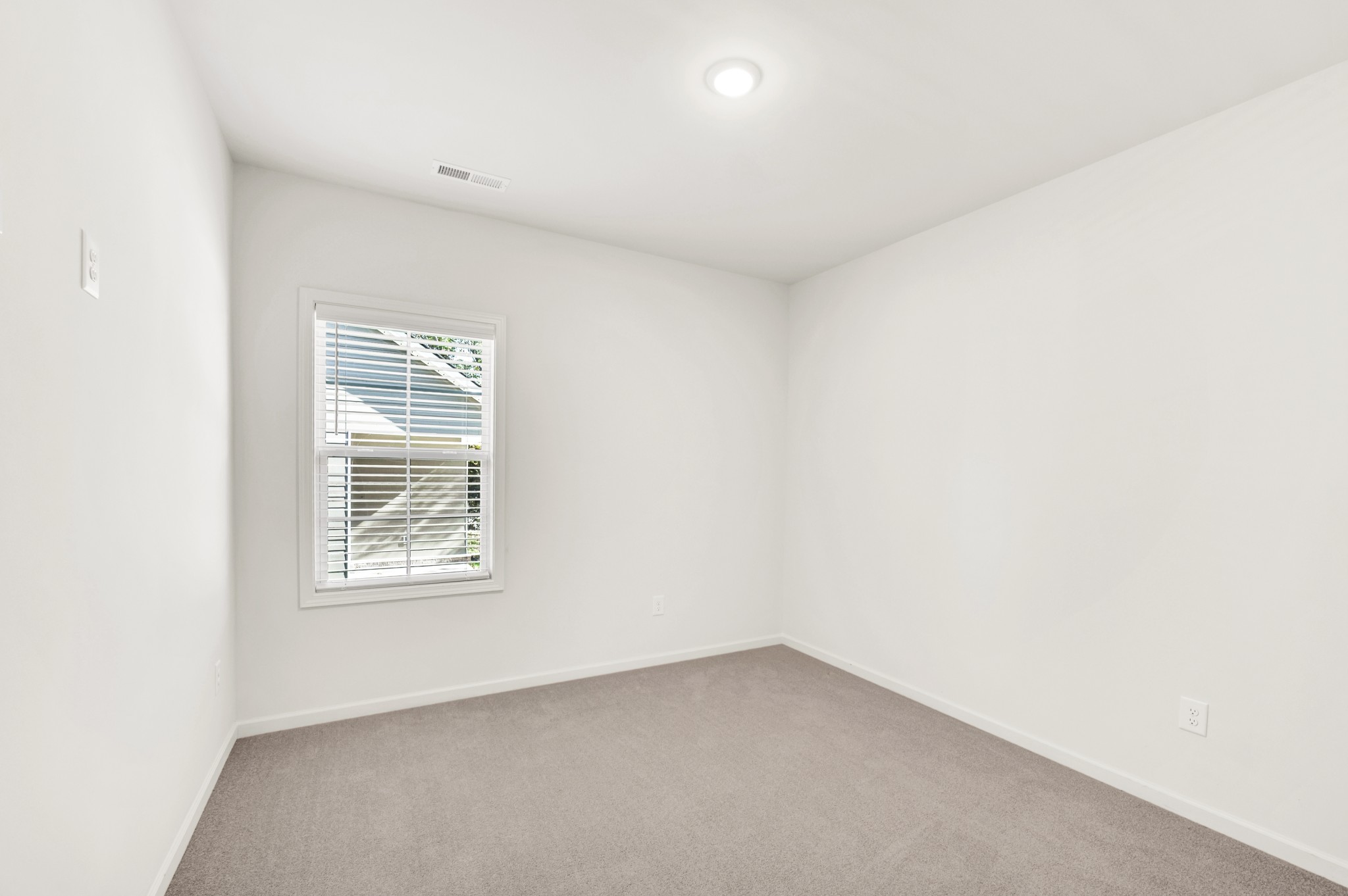 7091 Wiley Circle Fairview, TN 37062 - Photo 20 of 32 an empty room with a window