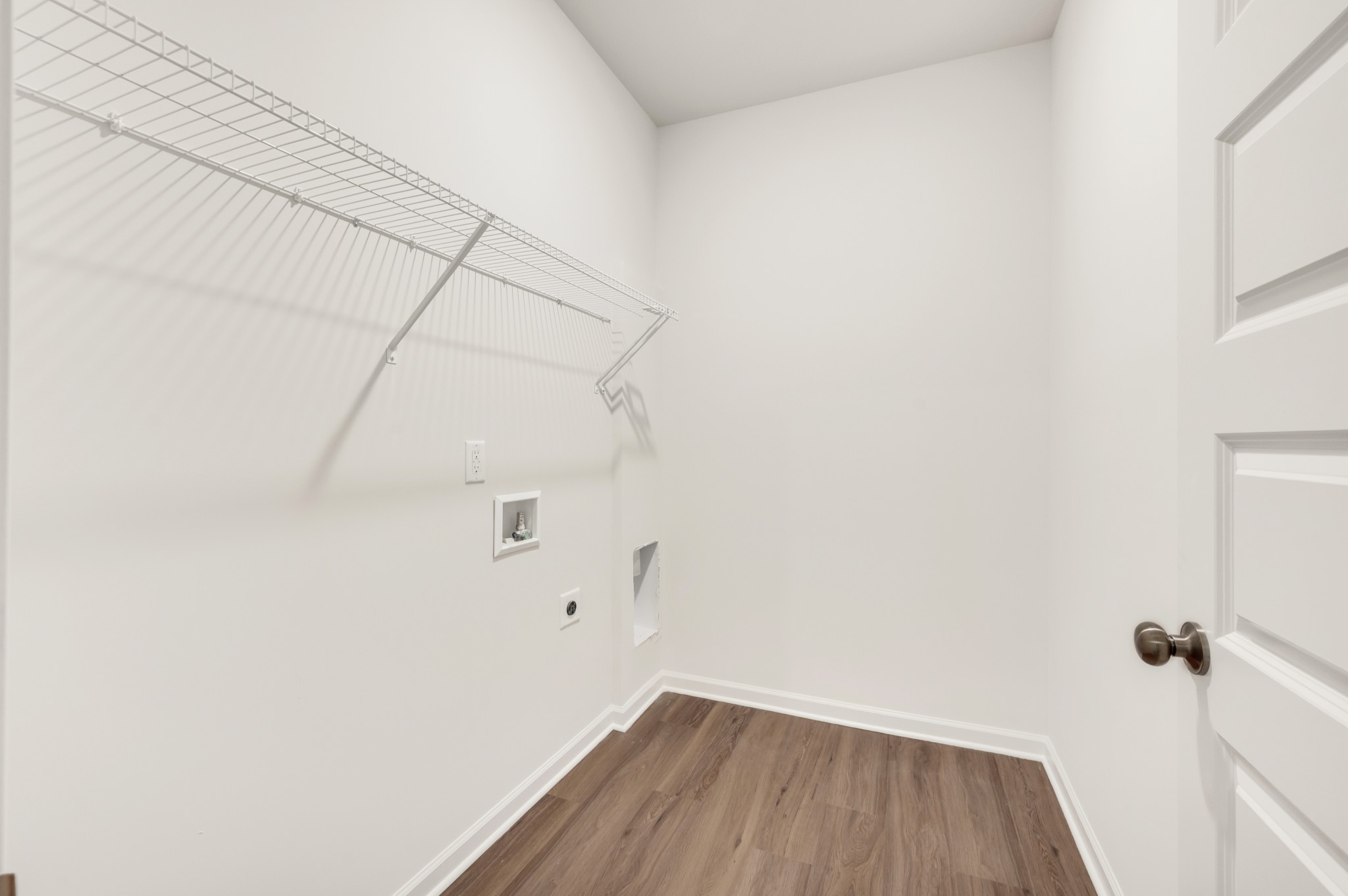 7091 Wiley Circle Fairview, TN 37062 - Photo 28 of 32 a view of a room with wooden floor
