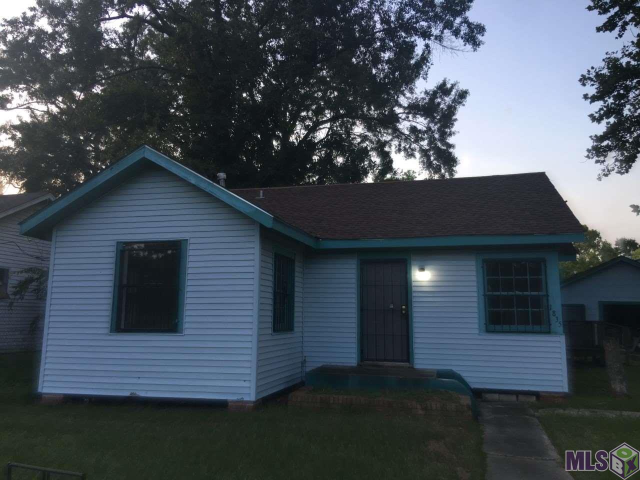 1835 Madison Avenue Baton Rouge, LA 70802 - Photo 1 of 5 Front