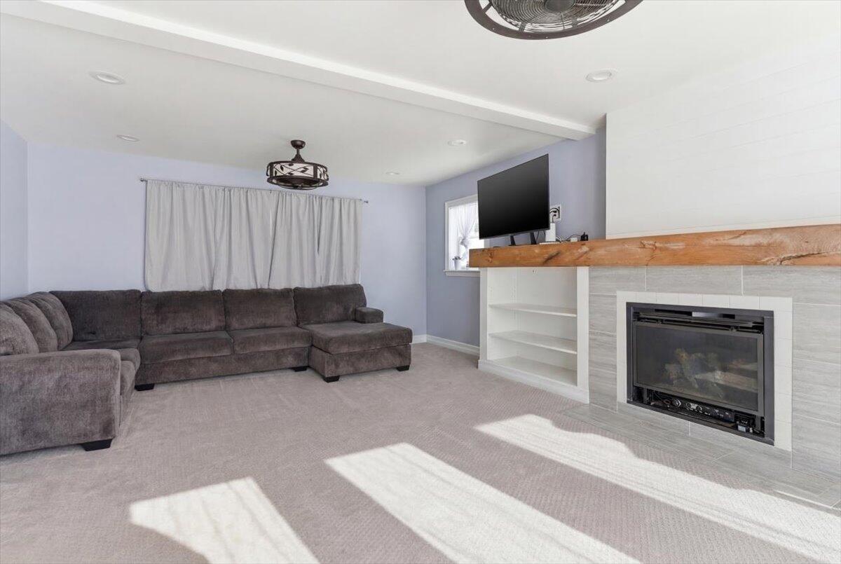 29 Jewell Street Jay, ME 04239 - Photo 30 of 70 Living Room