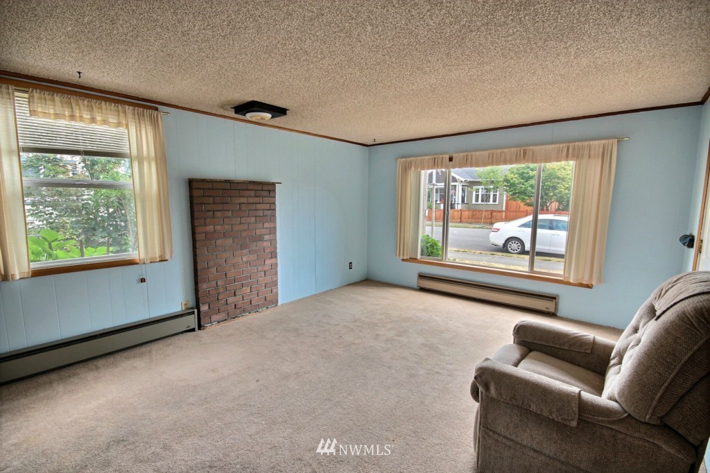 127 Pelly Avenue North Renton, WA 98057 - Photo 5 of 24 Gallery Image 5