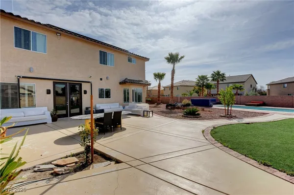 $5,000 | 3541 Winter Wren Street, Las Vegas, NV 89122