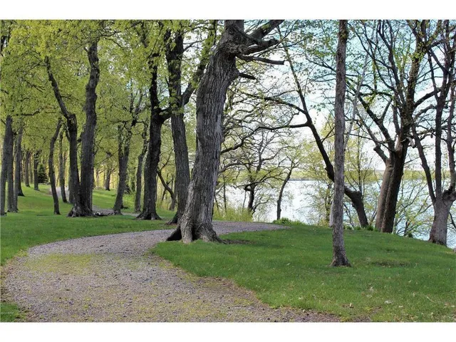 $529,900 | 3909 Geneva Golf Club Drive, Alexandria, MN 56308