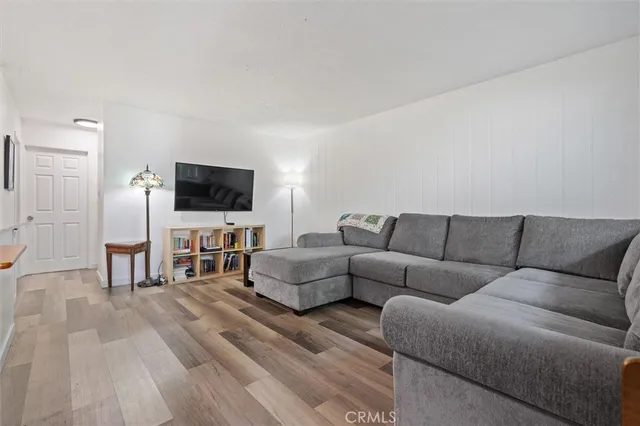 $399,900 | 3265 Santa Fe Avenue, Unit 60, Long Beach, CA 90810