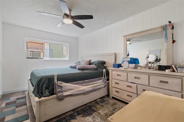 $399,900 | 3265 Santa Fe Avenue, Unit 60, Long Beach, CA 90810