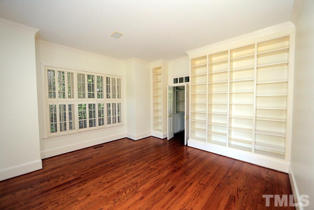 204 Buncombe Street Raleigh, NC 27609 - Photo 2 of 25