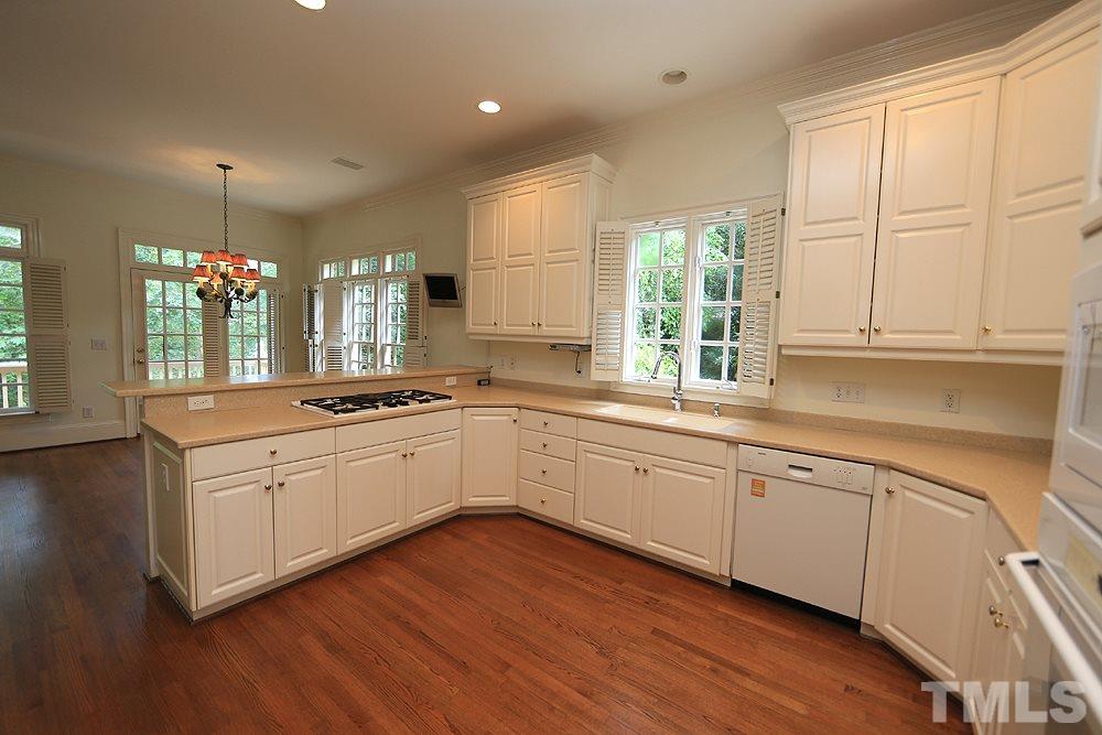 204 Buncombe Street Raleigh, NC 27609 - Photo 7 of 25
