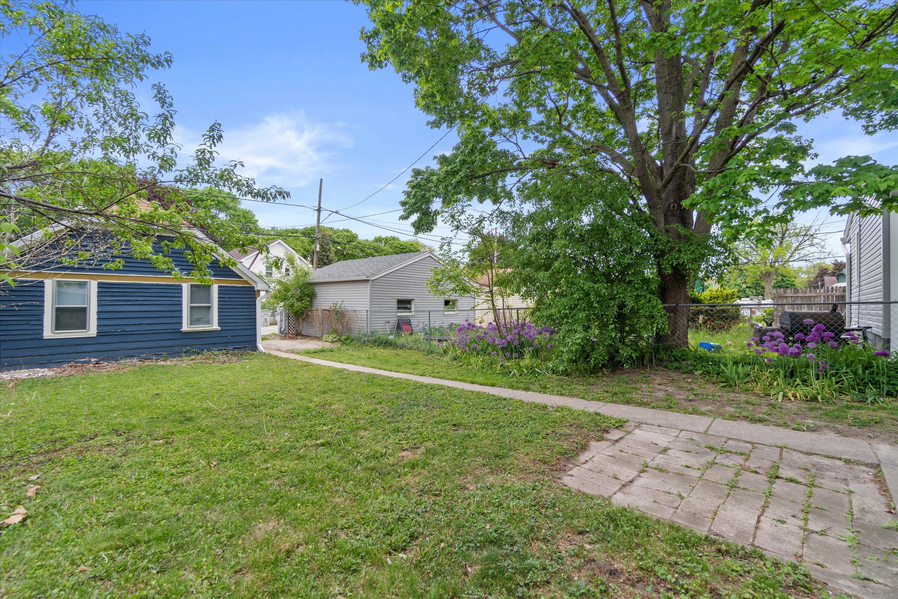 616 South 61st Street Milwaukee, WI 53214 - Photo 27 of 31 31-DSC03673