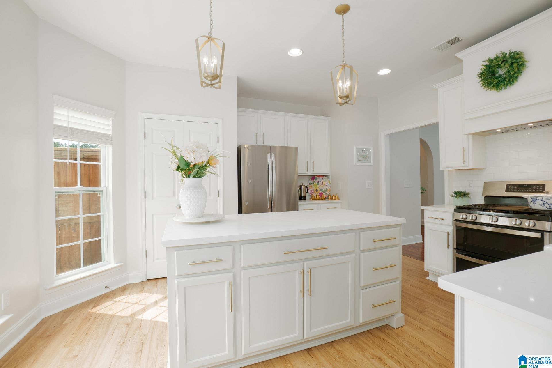 2014 Madison Circle Chelsea, AL 35043 - Photo 18 of 34