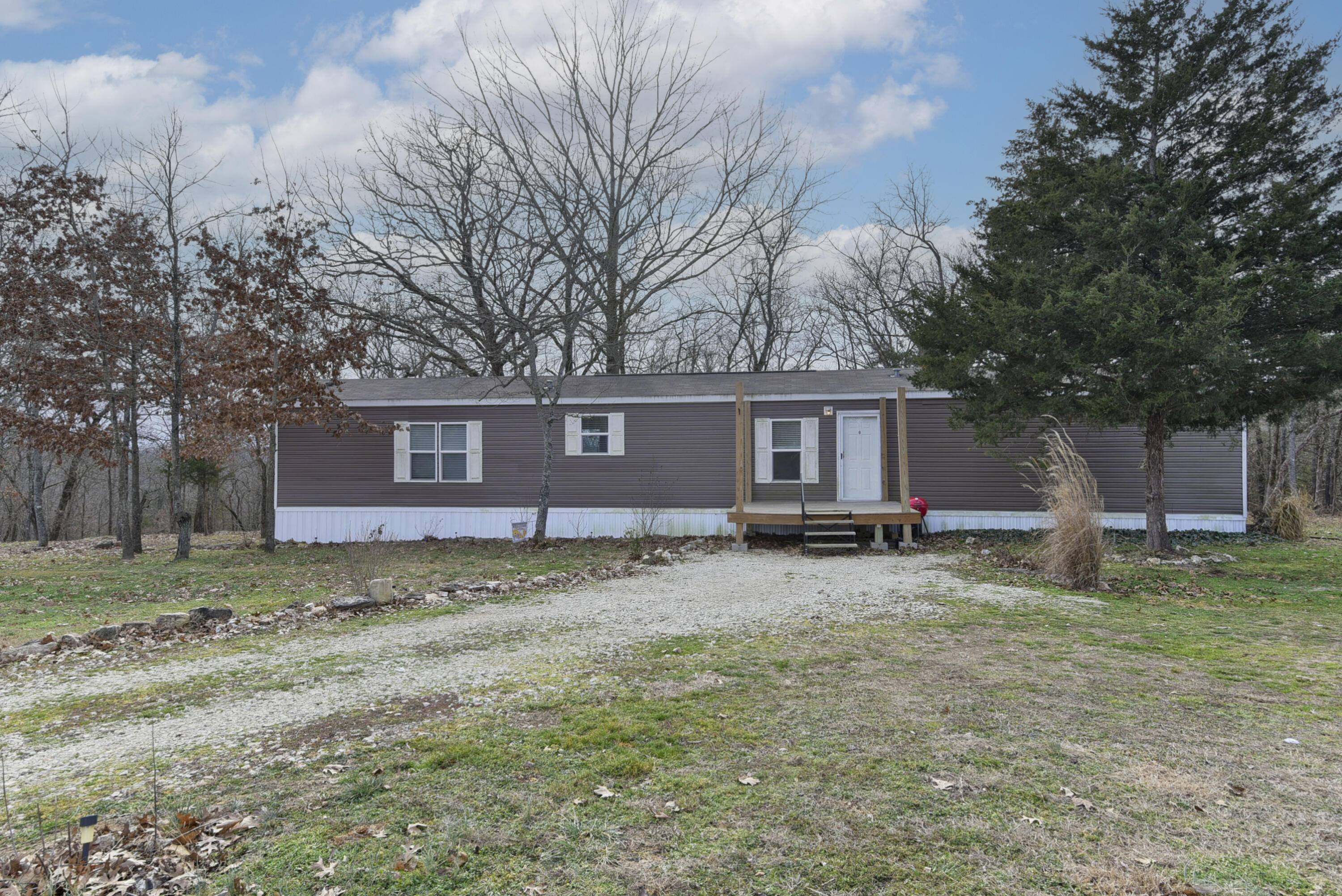 26575 Bobcat Lane Shell Knob, MO 65747 - Photo 5 of 25 Front