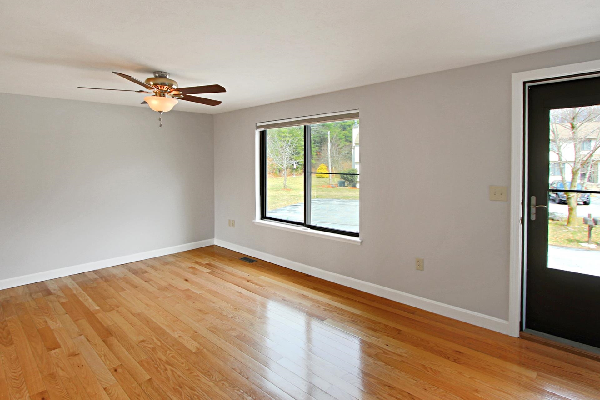 10 Killian Court Merrimack, NH 03054 - Photo 13 of 46