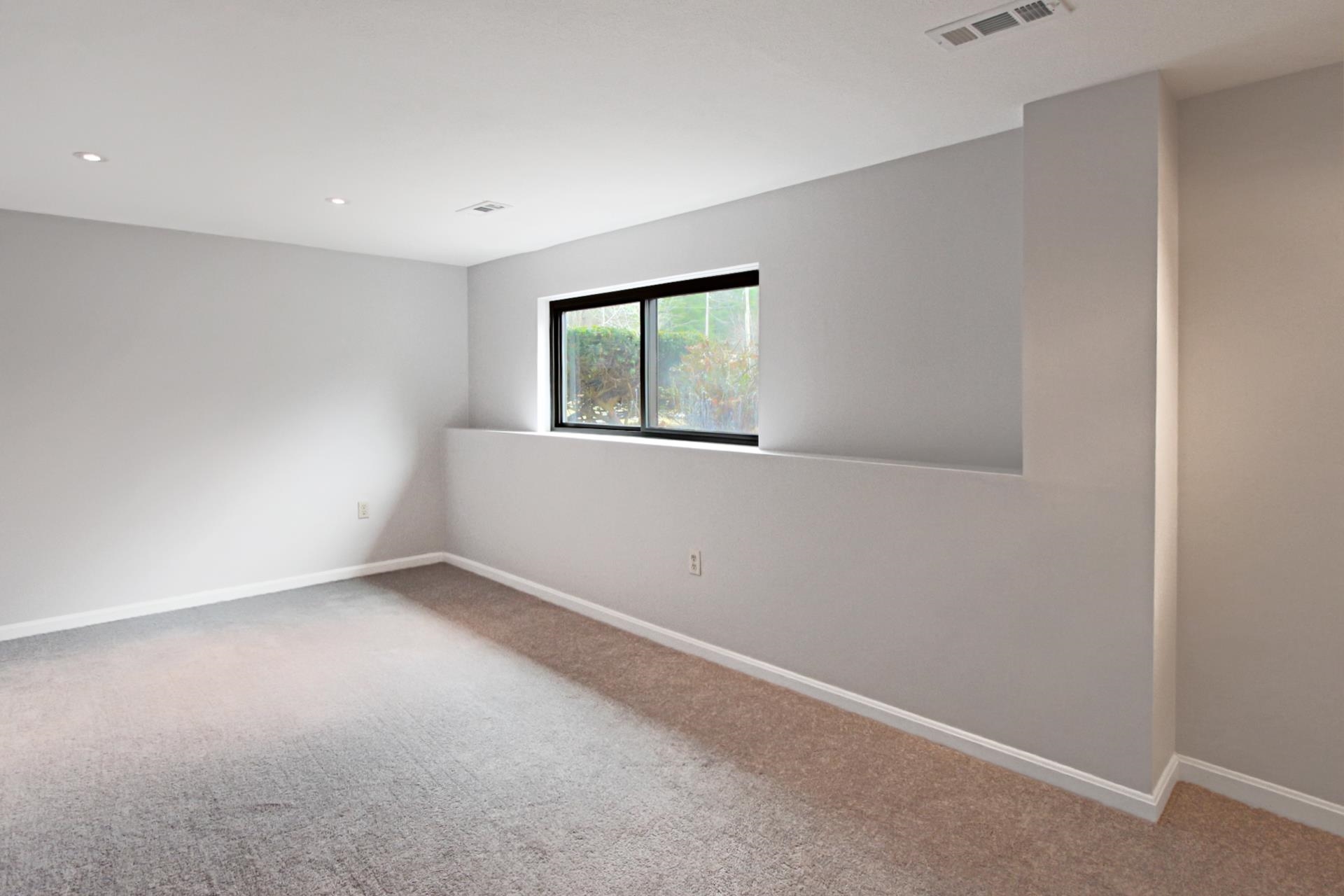 10 Killian Court Merrimack, NH 03054 - Photo 32 of 46