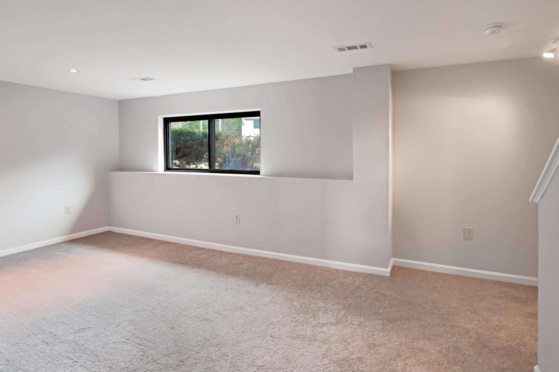 10 Killian Court Merrimack, NH 03054 - Photo 35 of 46