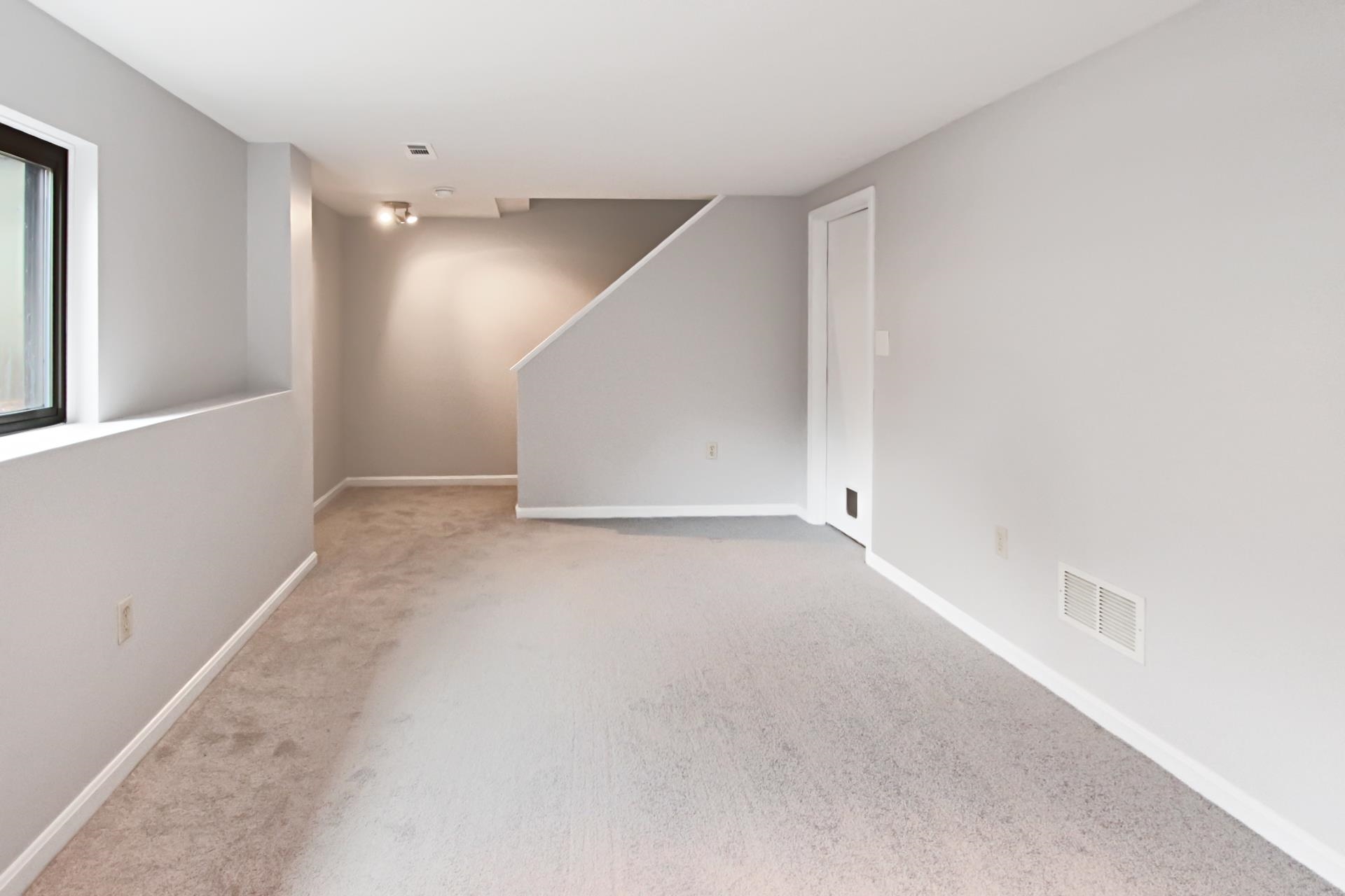 10 Killian Court Merrimack, NH 03054 - Photo 36 of 46