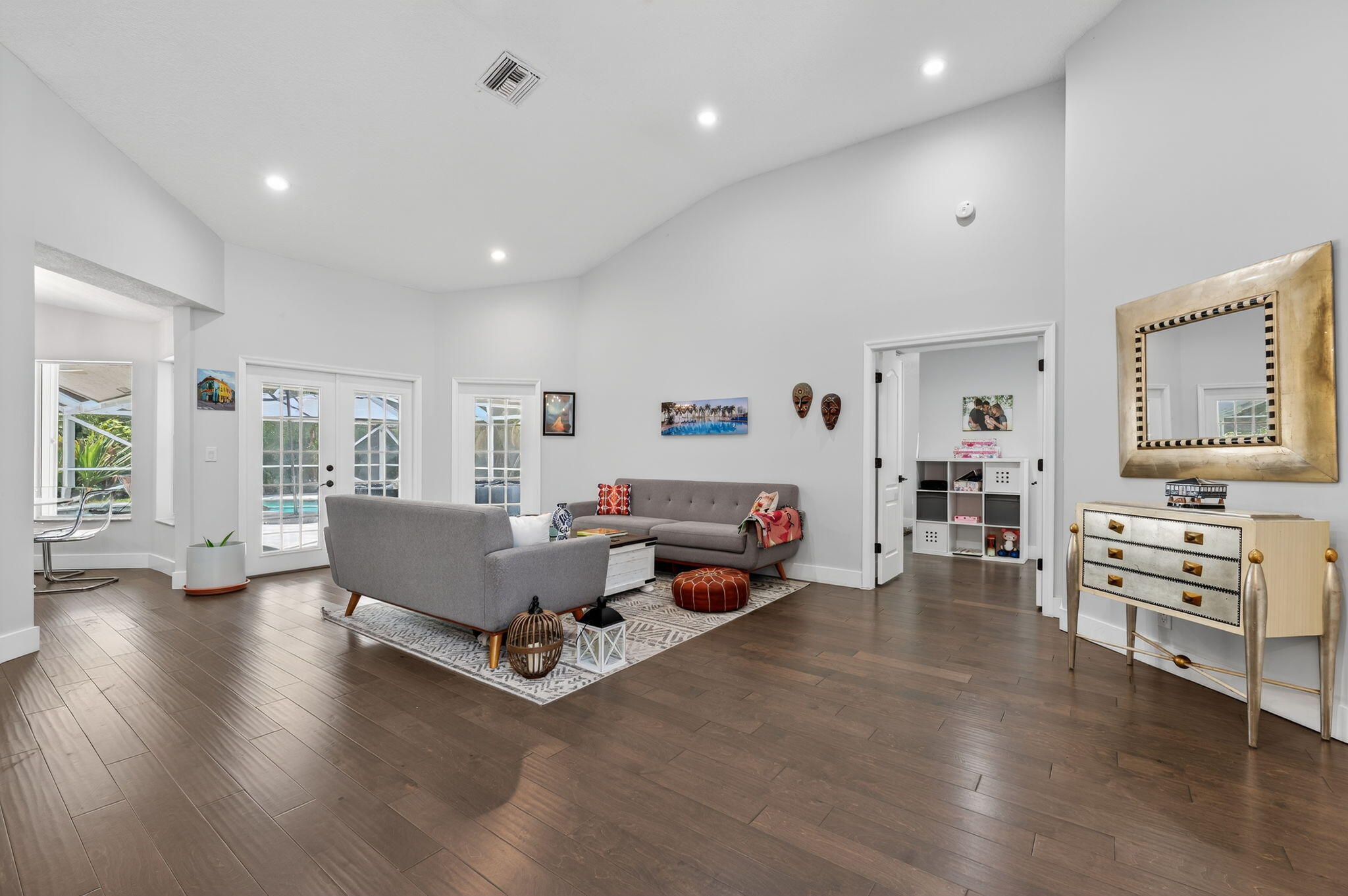 10738 Santa Rosa Drive Boca Raton, FL 33498 - Photo 8 of 106 6-web-or-mls-015_DSC09697