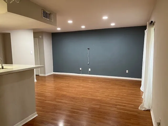 $1,400 | 8227 Kingsbrook Road, Unit 221, Houston, TX 77024