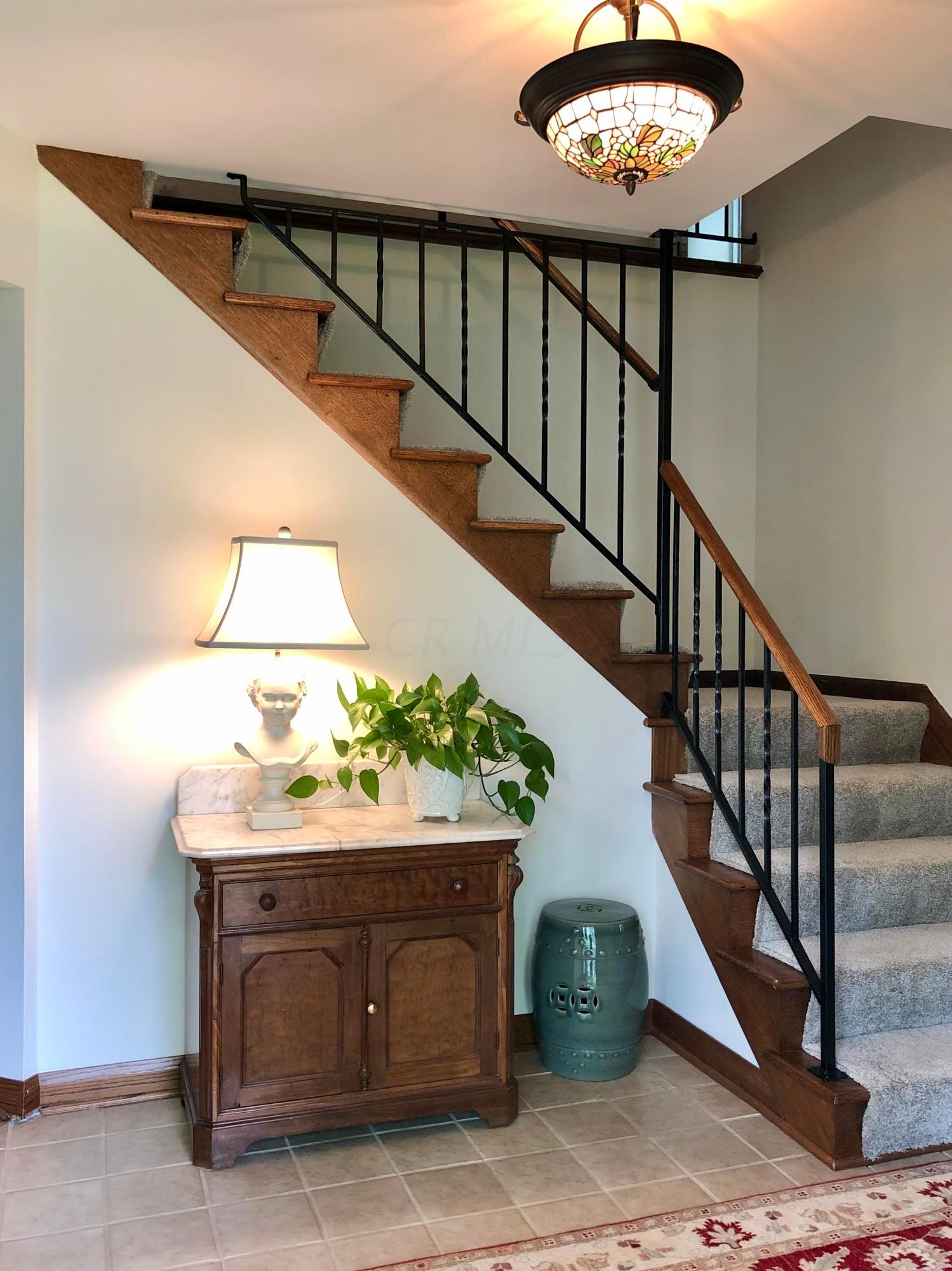 2371 Haverford Road Columbus, OH 43220 - Photo 4 of 50 Gallery Image 4