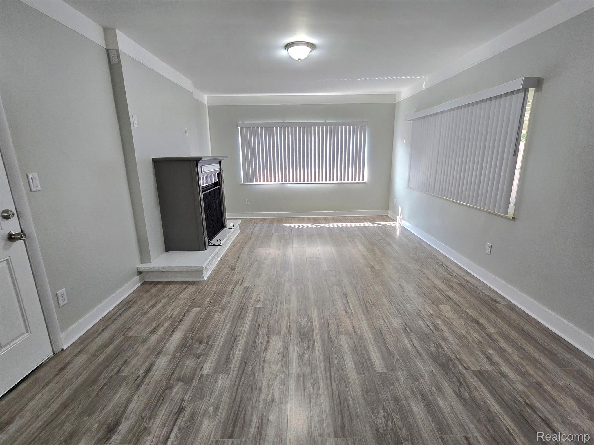 8189 Potomac Street Center Line, MI 48015 - Photo 5 of 49 Gallery Image 5