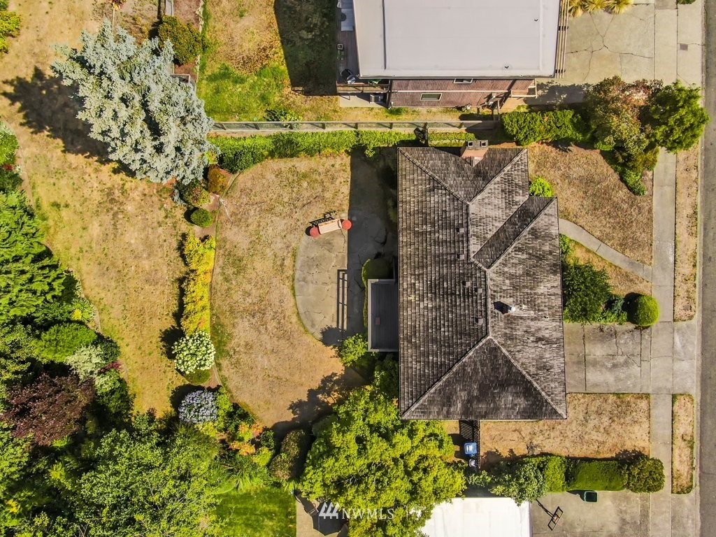 8645 Fauntlee Crest Southwest Seattle, WA 98136 - Photo 23 of 25 Gallery Image 23
