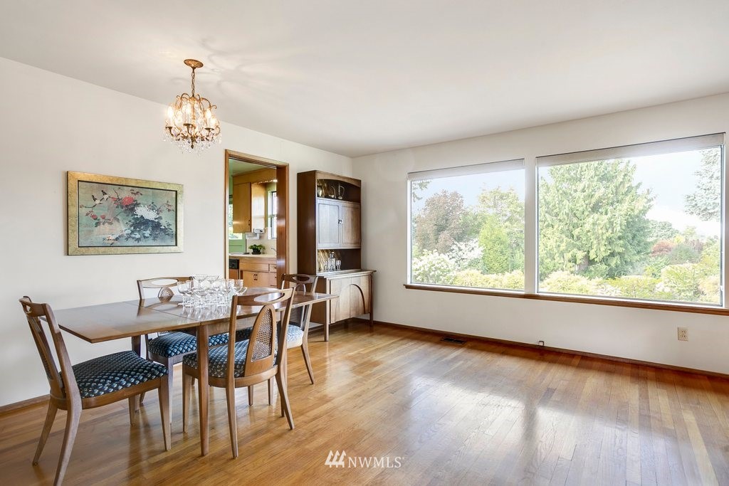 8645 Fauntlee Crest Southwest Seattle, WA 98136 - Photo 6 of 25 Gallery Image 6