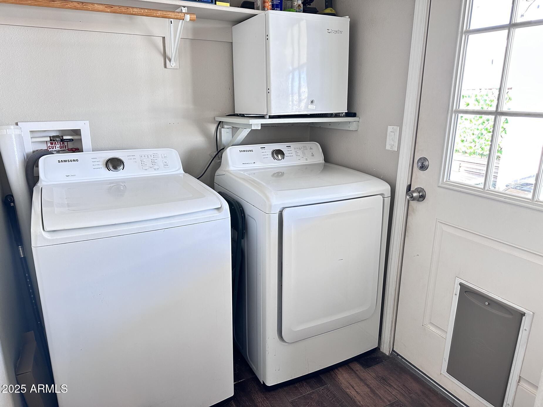 2000 South Apache Road, Unit 126 Buckeye, AZ 85326 - Photo 19 of 29 a utility room with dryer and washer