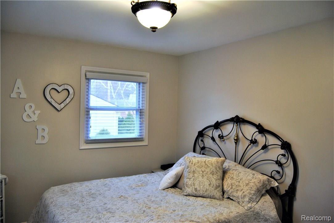 1257 Maple Drive Rochester, MI 48307 - Photo 17 of 23 DSC_0015.JPG