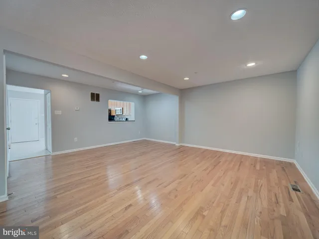 $465,000 | 17930 Cottonwood Terrace, Gaithersburg, MD 20877