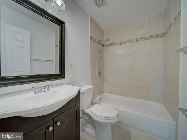 $465,000 | 17930 Cottonwood Terrace, Gaithersburg, MD 20877