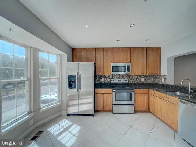 $465,000 | 17930 Cottonwood Terrace, Gaithersburg, MD 20877