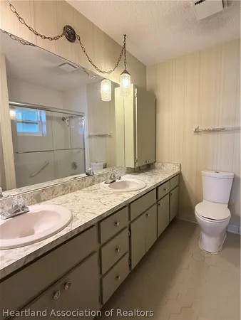 $2,300 | 1420 US Highway 27 North, Avon Park, FL 33825