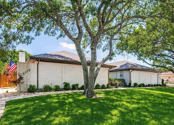 $2,400 | 5113 Ledgestone Drive, Fort Worth, TX 76132