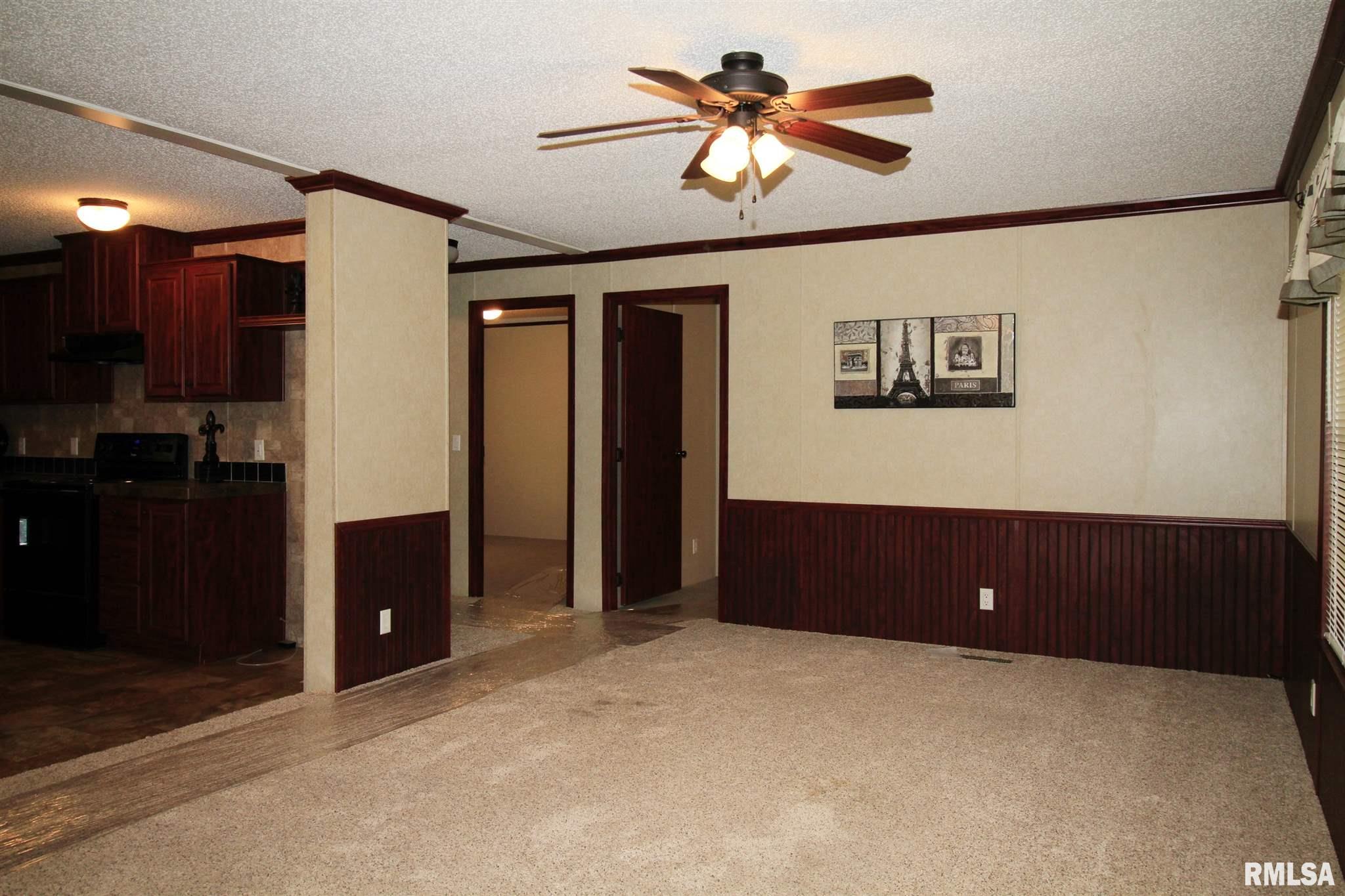 2902 Old 51 Road Sandoval, IL 62882 - Photo 18 of 49
