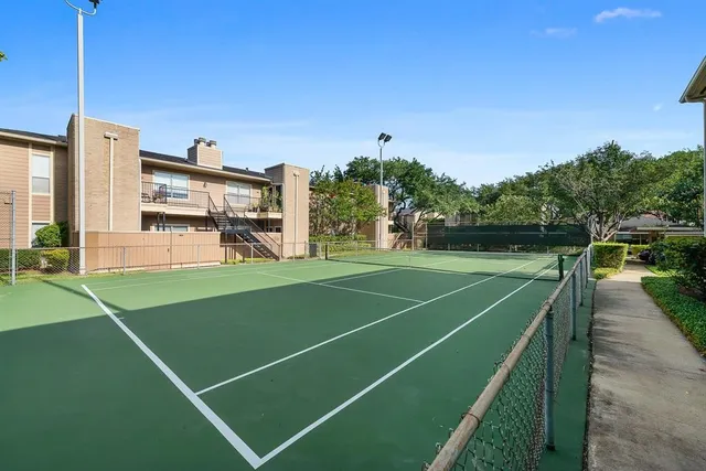 $1,199 | 726 Bering Drive, Unit L, Houston, TX 77057