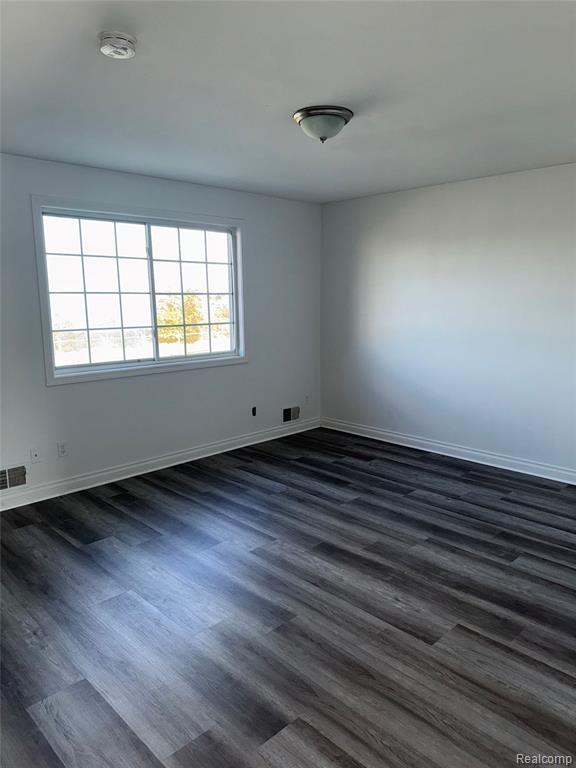 6063 Miller Road Dearborn, MI 48126 - Photo 2 of 11
