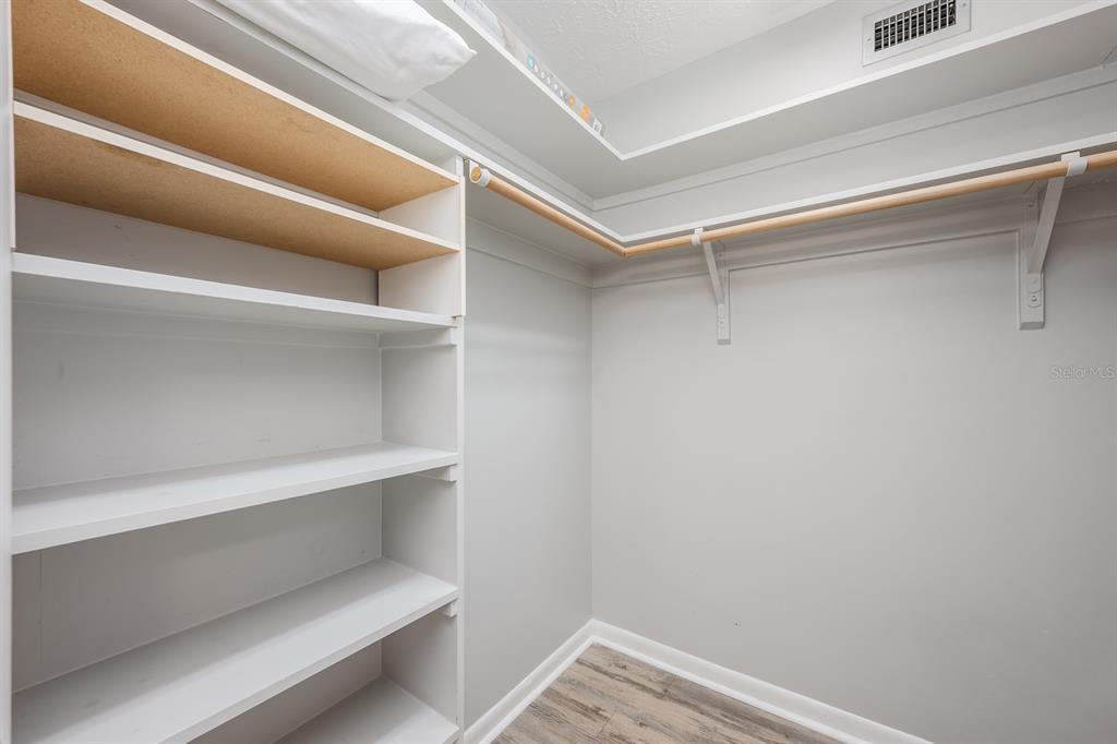 4224 Lake Underhill Road, Unit 8B5 Orlando, FL 32803 - Photo 16 of 40 a view of an empty walk in closet
