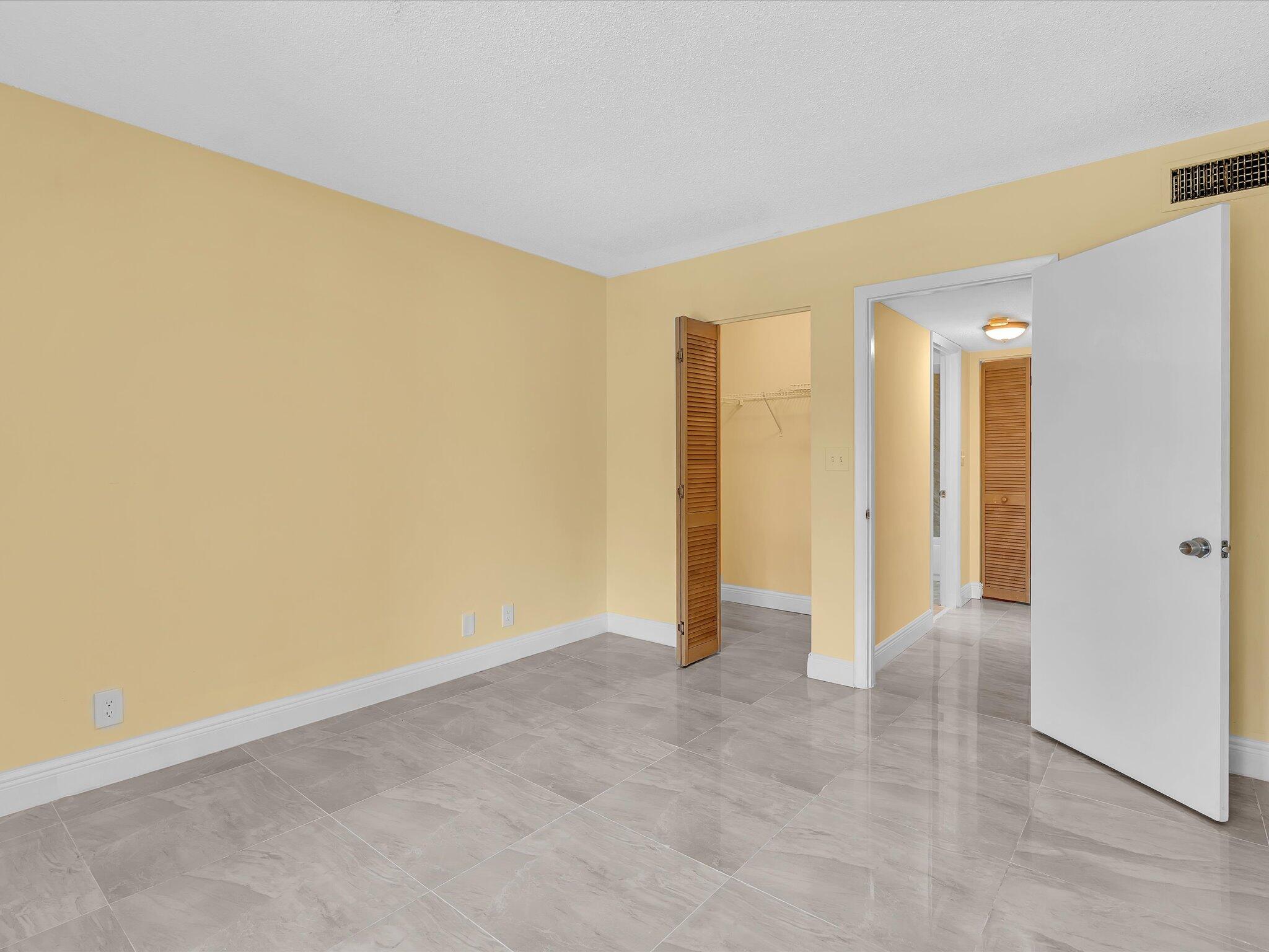 470 Northwest 20th Street, Unit 3020 Boca Raton, FL 33431 - Photo 27 of 43 Walk in Closet
