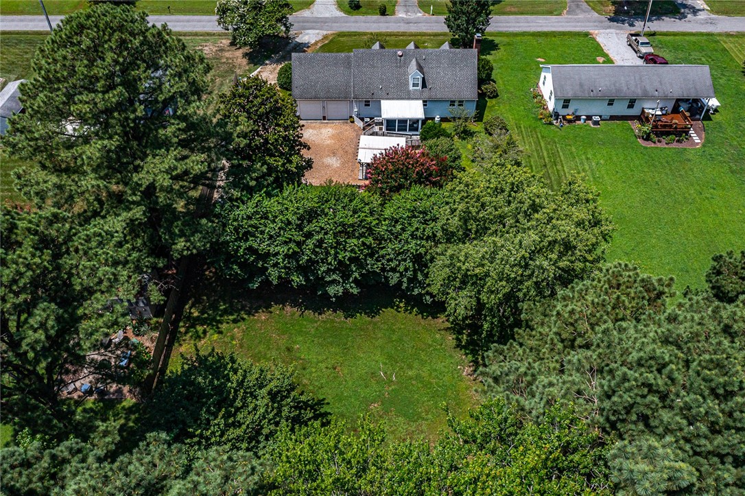 143 Sutton Avenue Reedville, VA 22539 - Photo 9 of 32 Gallery Image 9