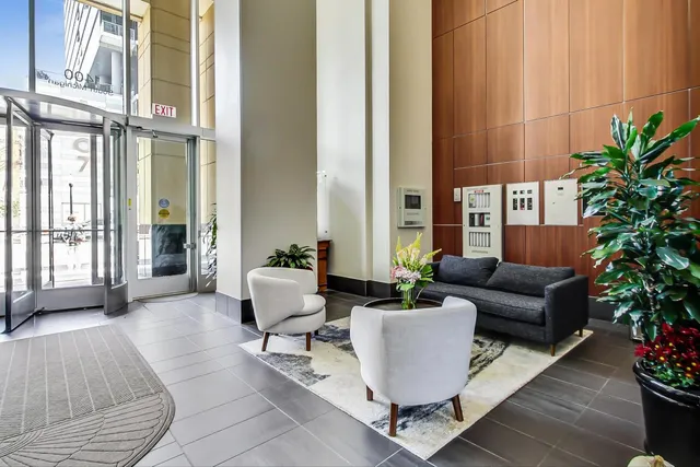 $405,000 | 1400 South Michigan Avenue, Unit 1609, Chicago, IL 60605