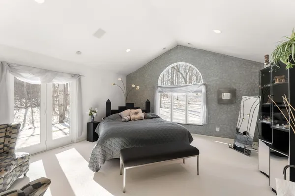 $979,850 | N6715 County Rd I, Fredonia, WI 53021