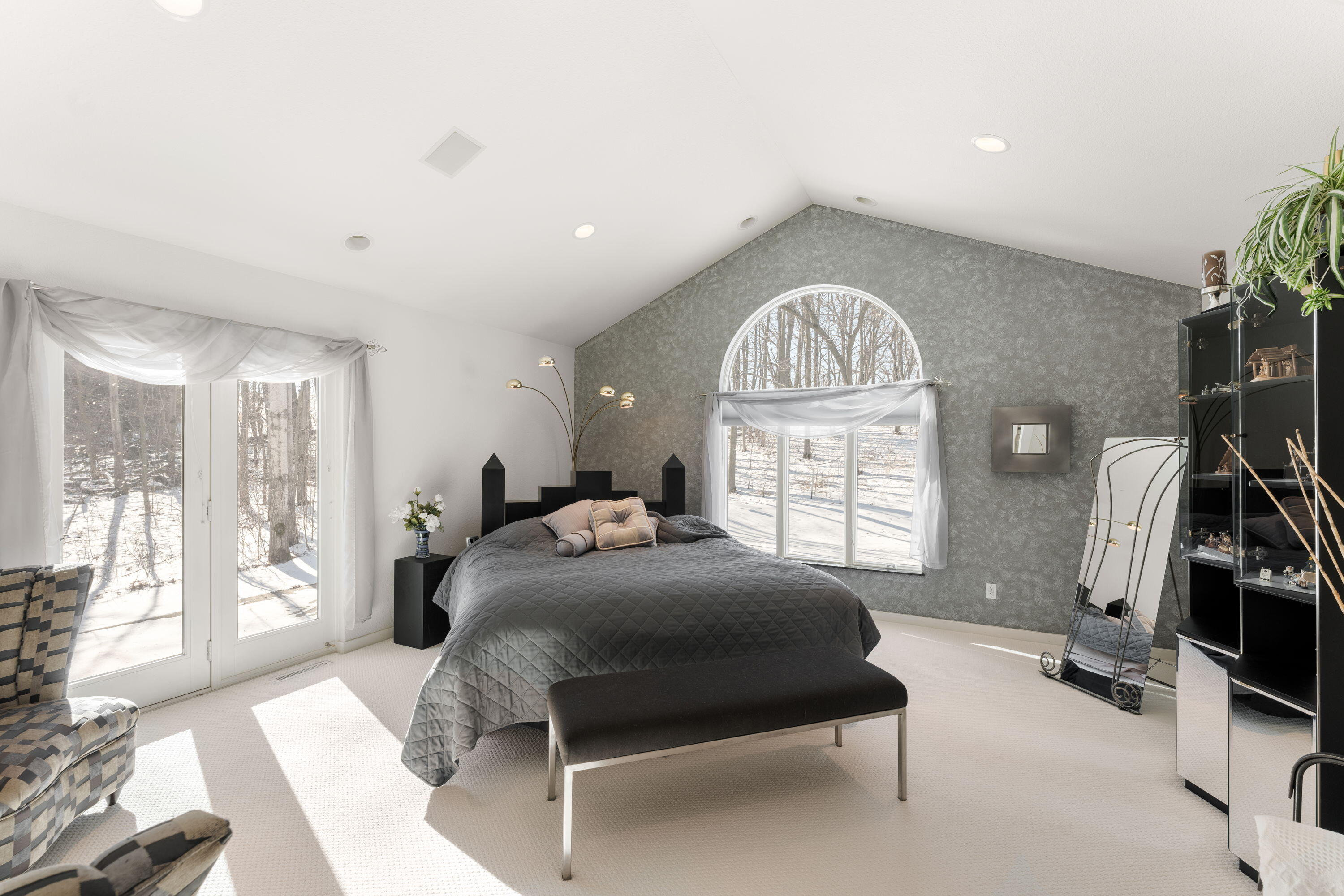 N6715 County Rd I Fredonia, WI 53021 - Photo 11 of 61 Master Suite