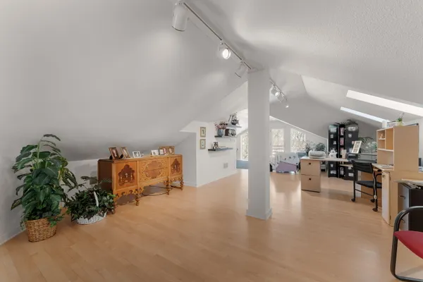 $979,850 | N6715 County Rd I, Fredonia, WI 53021