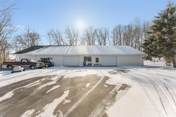 $979,850 | N6715 County Rd I, Fredonia, WI 53021